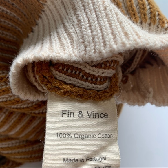 Fin & Vince knit romper 18-24m - Picture 8 of 8